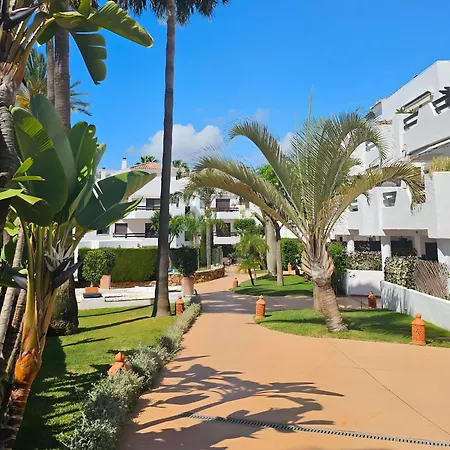 Licas Costalita Sol Y Playa Apartment Estepona