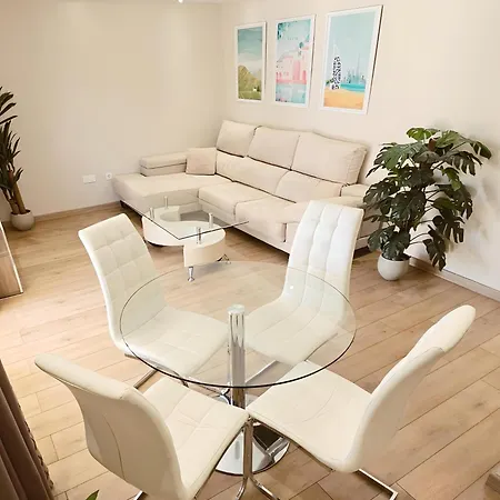 Apartment Licas Costalita Sol Y Playa Estepona